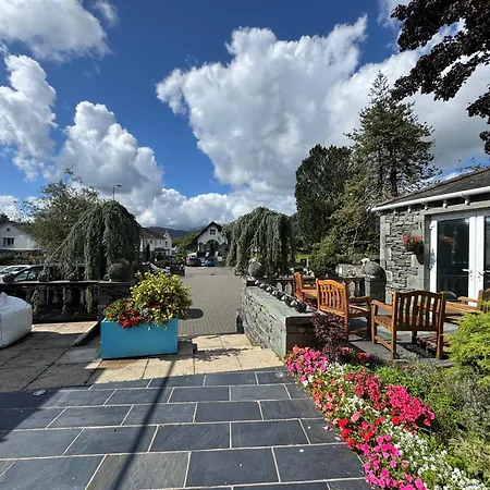 Waterhead & - Parking Available Onsite 3*
