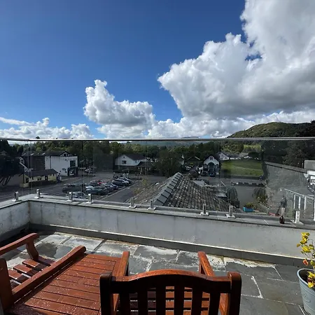 Waterhead & - Parking Available Onsite