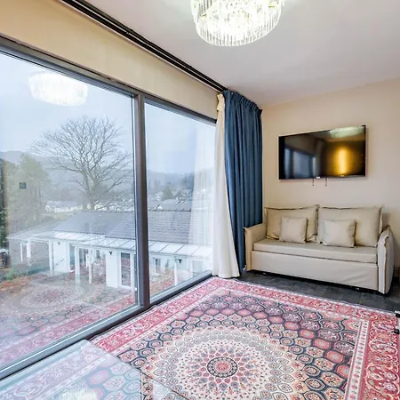 Waterhead & - Parking And Light Breakfast 3*