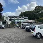 Waterhead & - Parking Available Onsite 3*