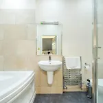 Waterhead & - Parking Available Onsite 3* Эмблсайд